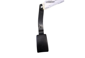 Attache ceinture avant droit VOLKSWAGEN POLO 4 Photo n°2