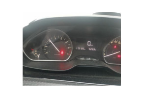 Custode avant gauche (porte) PEUGEOT 208 1 Photo n°8